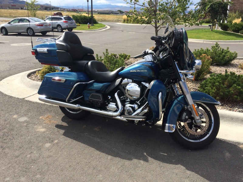 2015/09(September)/ERM-Ft-Harrison-Helena-MT/800x600_2015-09-17 -ERM-Ft-Harrison-MT-Bobs-Harley-motorcycle.JPG